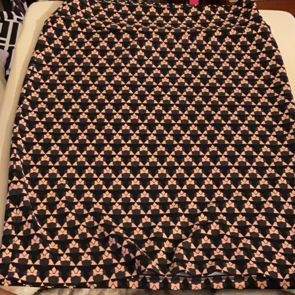 Lularoe Minnie Print Skirt (Cassie)